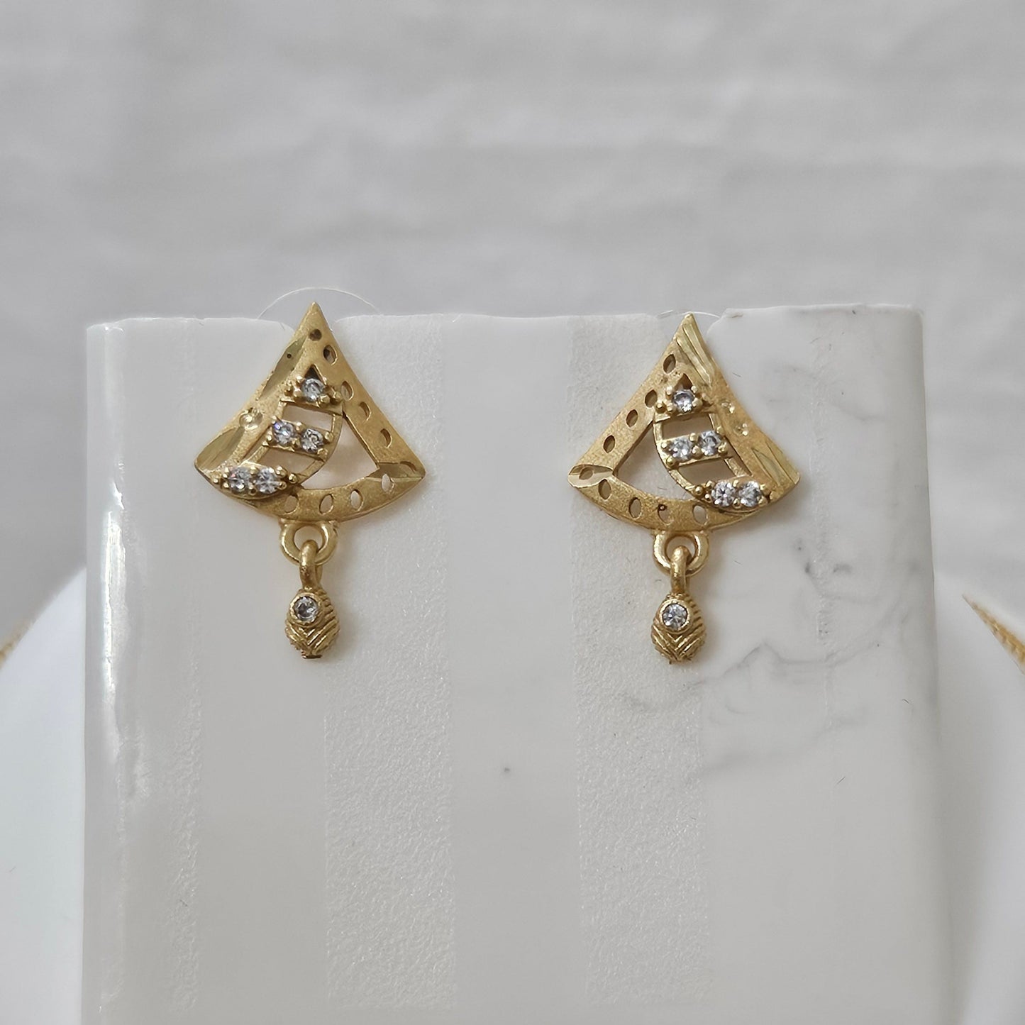 Aurora Gleam- AD Studded Chain Pendant Set for Girls & Women
