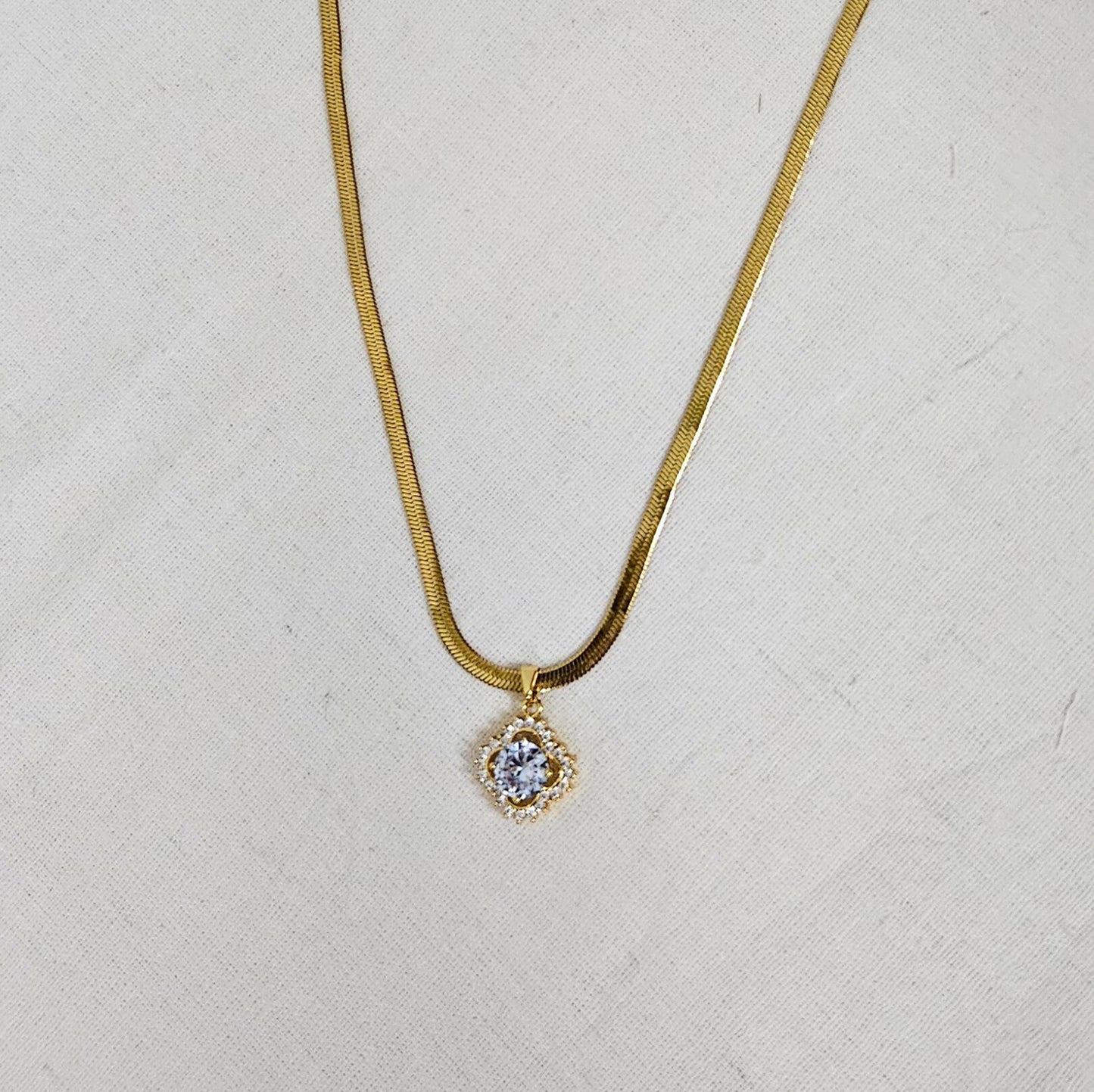 Celinea- Chain Pendant for Girls & Women