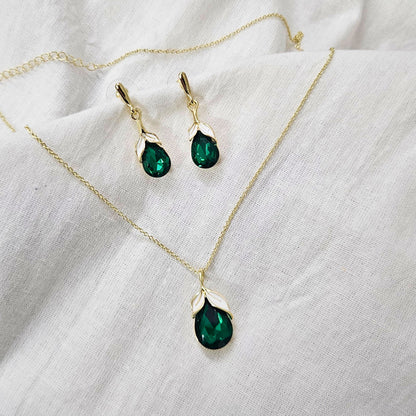 Sole- Premium Anti-Tarnish Chain Pendant Set for Girls & Women