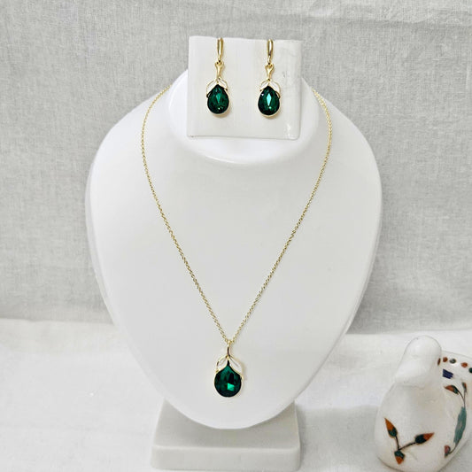 Sole- Premium Anti-Tarnish Chain Pendant Set for Girls & Women