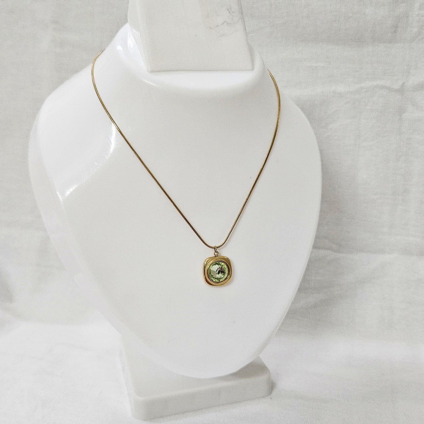 Auric Green- Anti-Tarnish Chain Pendant for Girls & Women