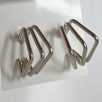 Fara : Silver Dangler for Women