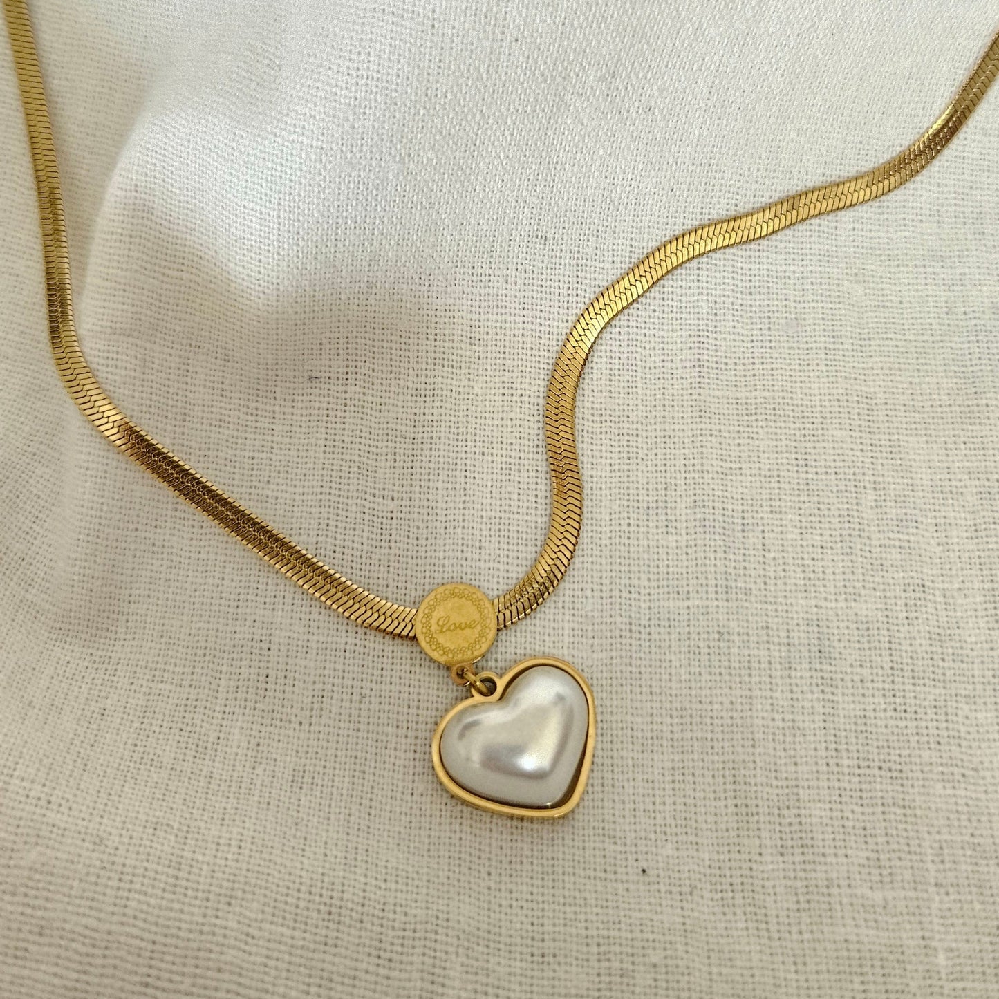 Zunira- Anti-Tarnish Chain Pendant