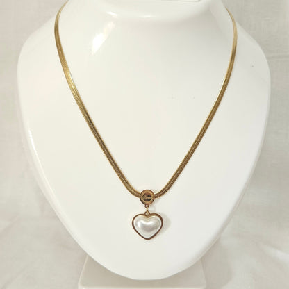 Zunira- Anti-Tarnish Chain Pendant