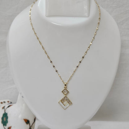 QuadraGlow – Anti-Tarnish Golden Square Pendant