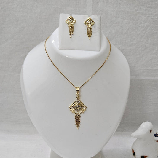 Nivira – Chain Pendant Set for Girls & Women
