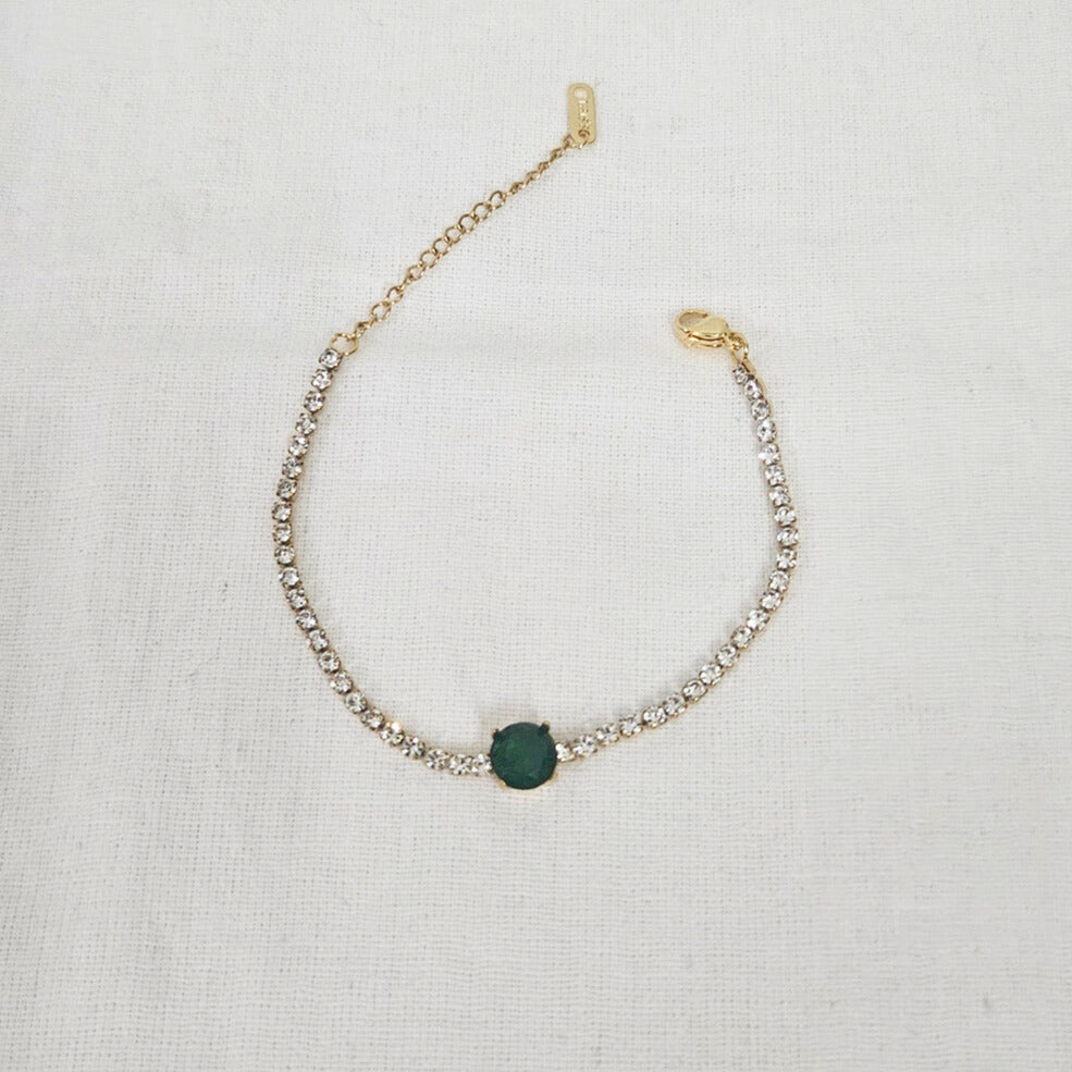 Avyra- Anti-Tarnish Chain Bracelet for Girls & Women