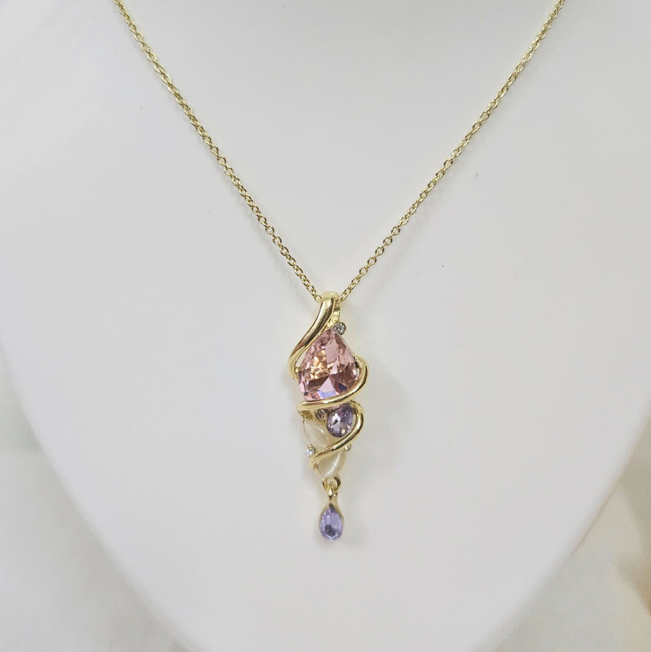 Celestia- Premium Anti-Tarnish Chain Pendant Set for Girls & Women