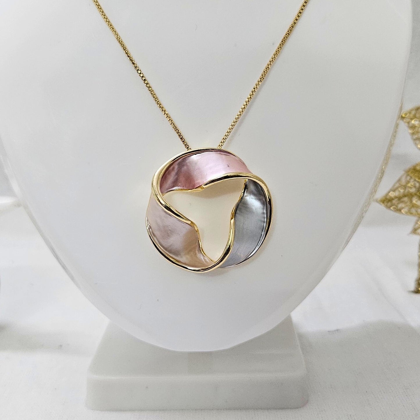 Serea- Premium Anti-Tarnish Chain Pendant Set for Girls & Women