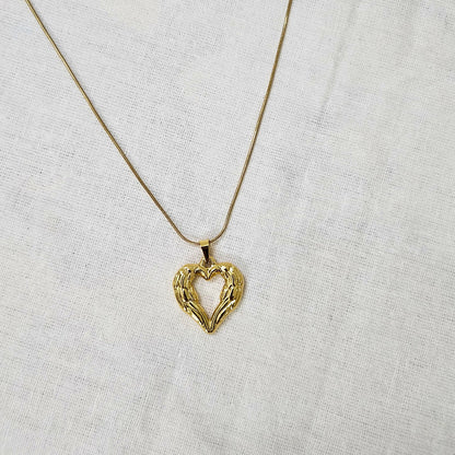 Heartique- Anti-Tarnish Chain Pendant for Girls & Women