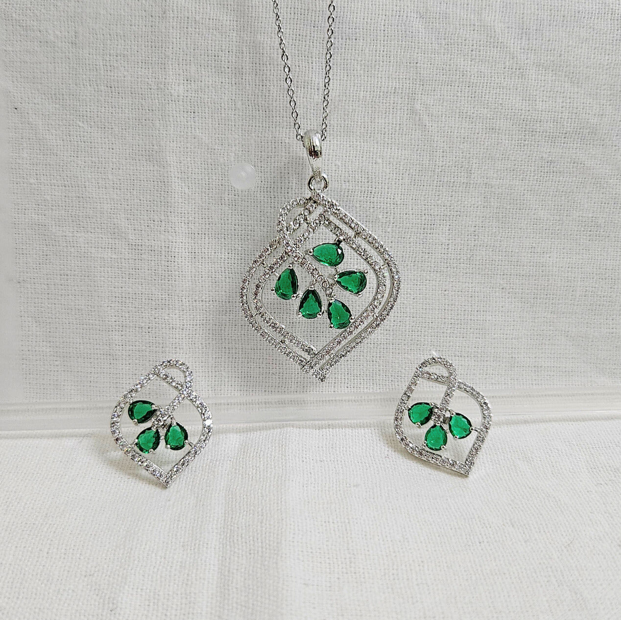 Divyelle - AD Stone Chain Pendant Set for Girls & Women