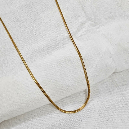 Thyra- Anti-Tarnish Golden Snake Chain (Unisex)