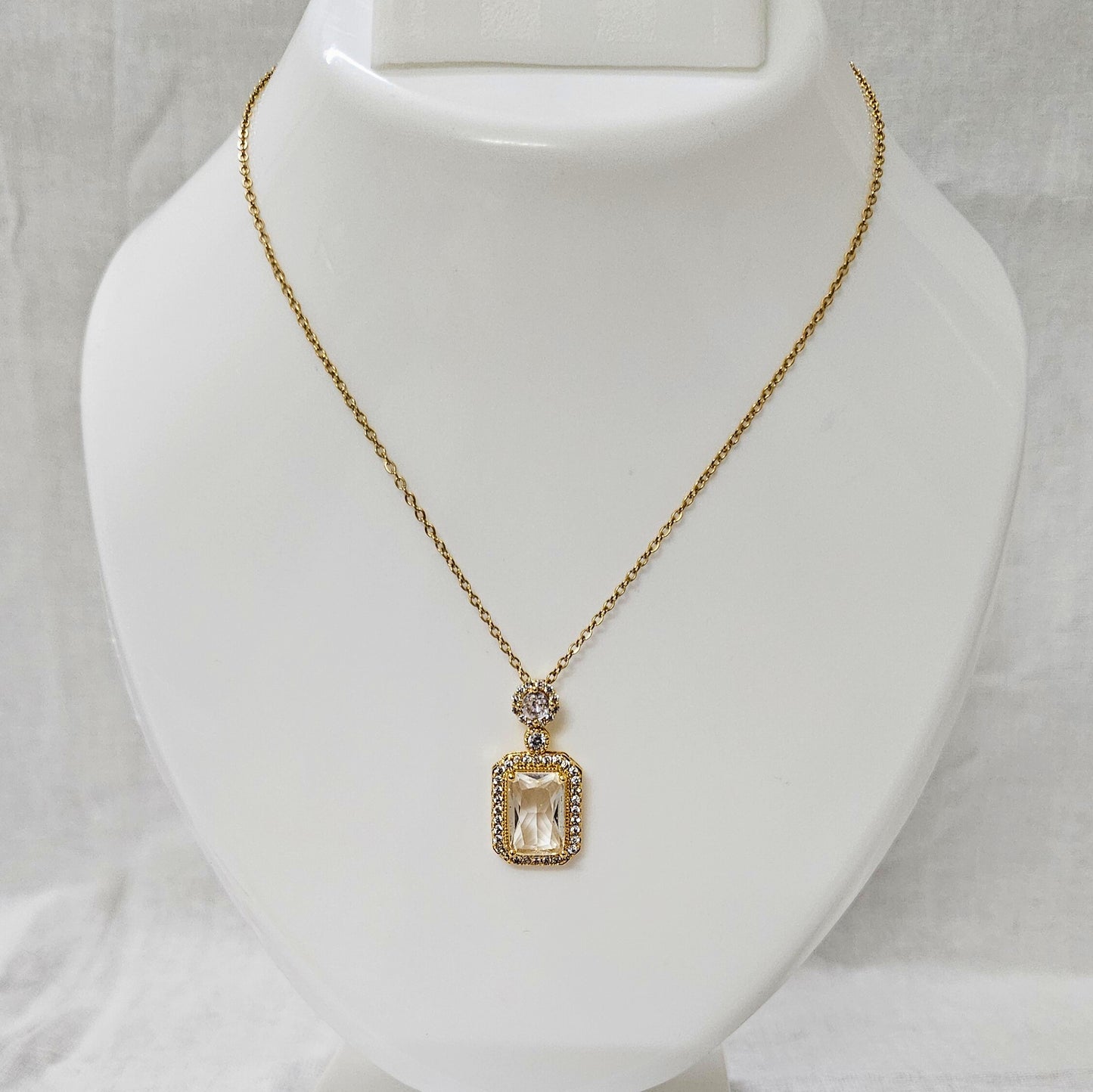 Elixia- Chain Pendant for Girls & Women