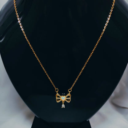 Lumora - Anti Tarnish Pendant