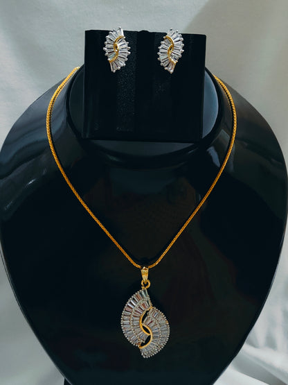 Rosvée - AD Pendant Set