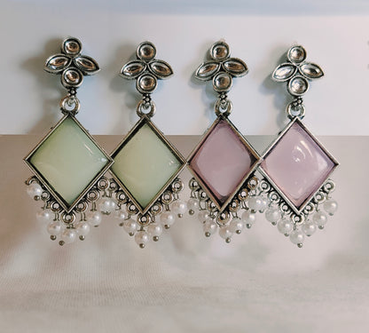 Dalia : Earring for Women | German Silver | Stone | Pearl