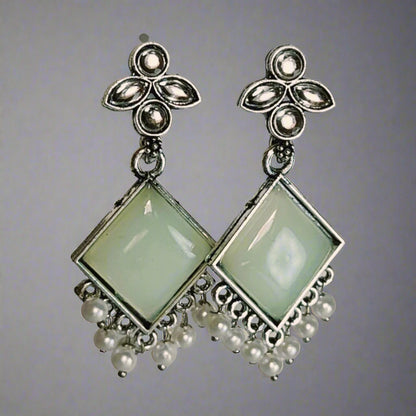 Dalia : Earring for Women | German Silver | Stone | Pearl
