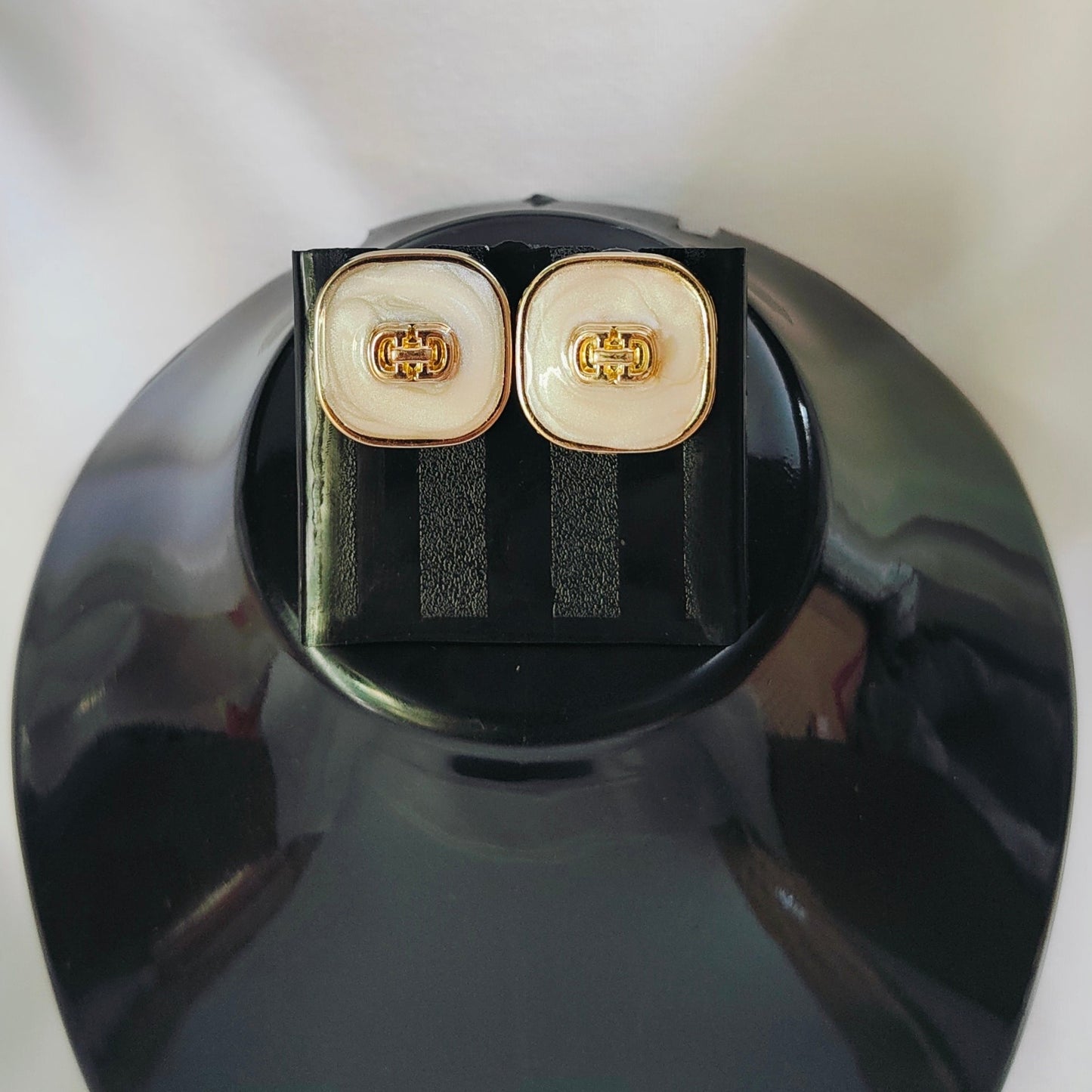 Lustralite - Anti Tarnish Earrings