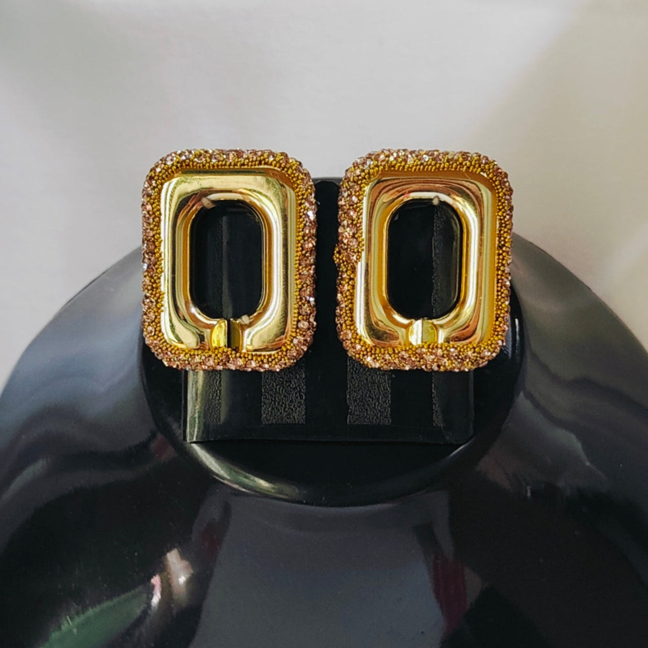 Infinitara - Anti Tarnish Earrings
