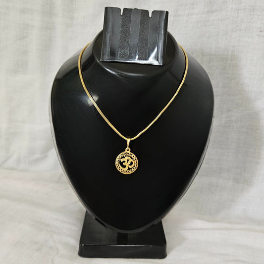 Divine Om- Chain Pendant (Unisex)