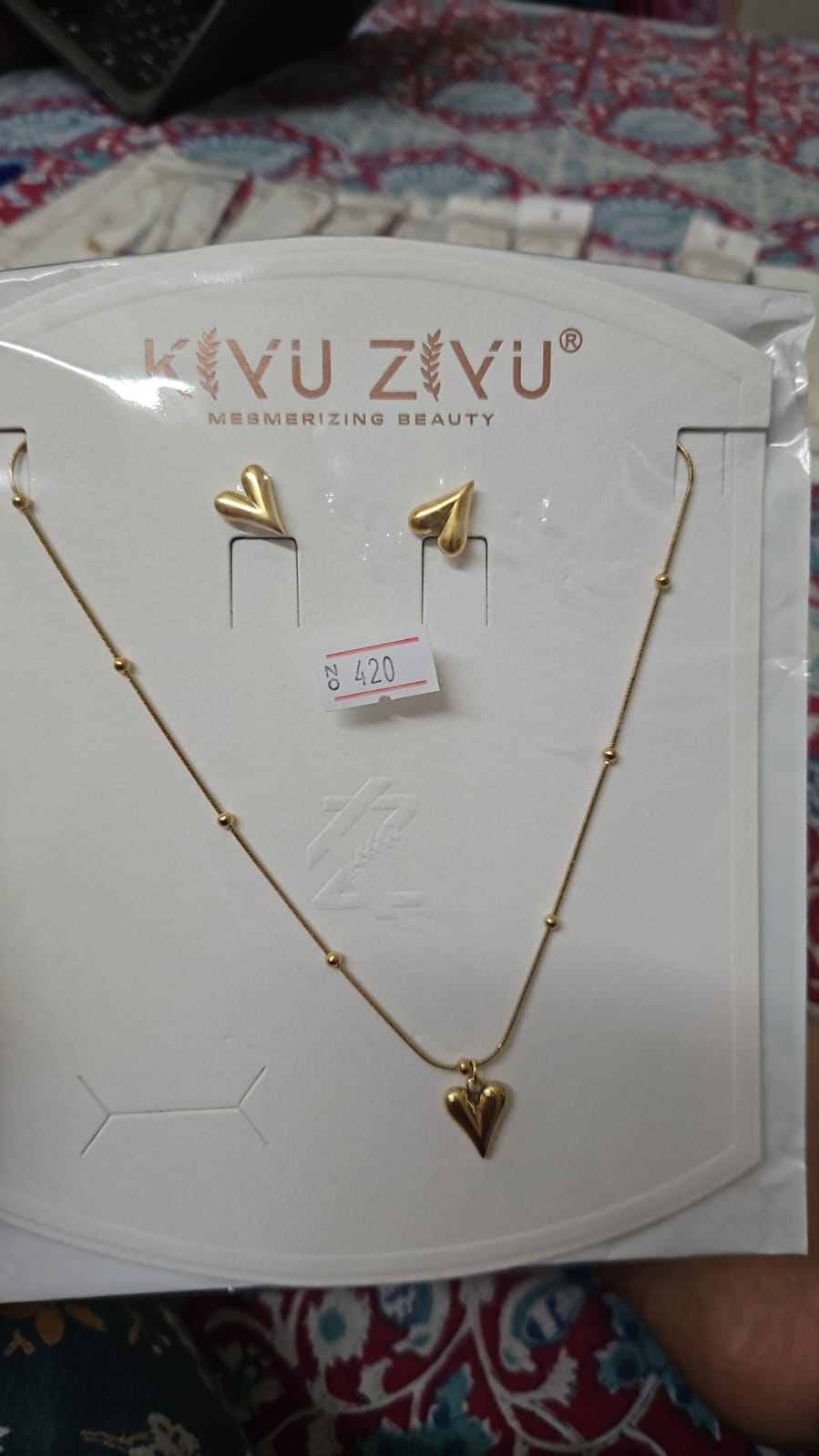 Pendant set